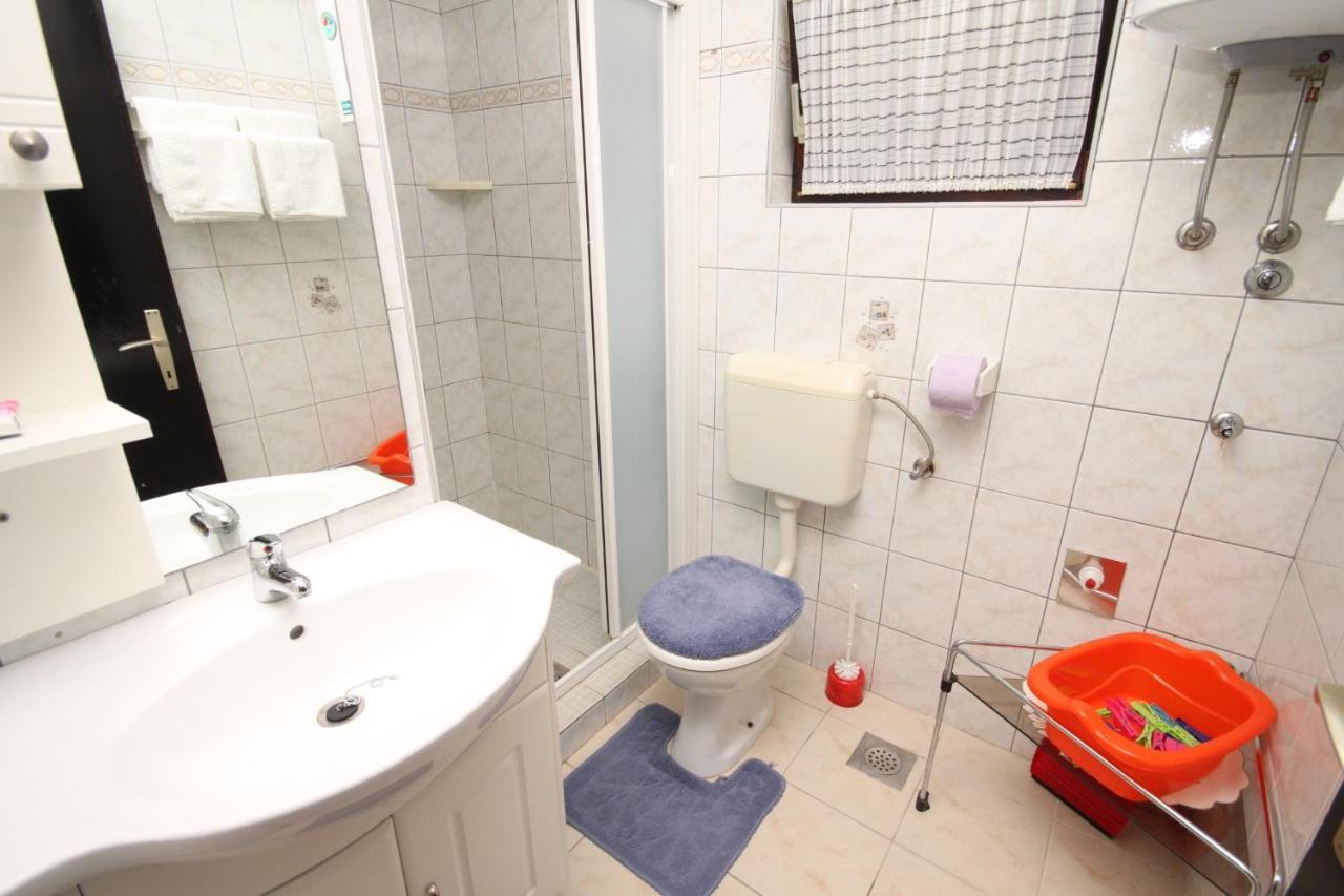 Apartments By The Sea Razanj, Rogoznica - 8361 Kültér fotó