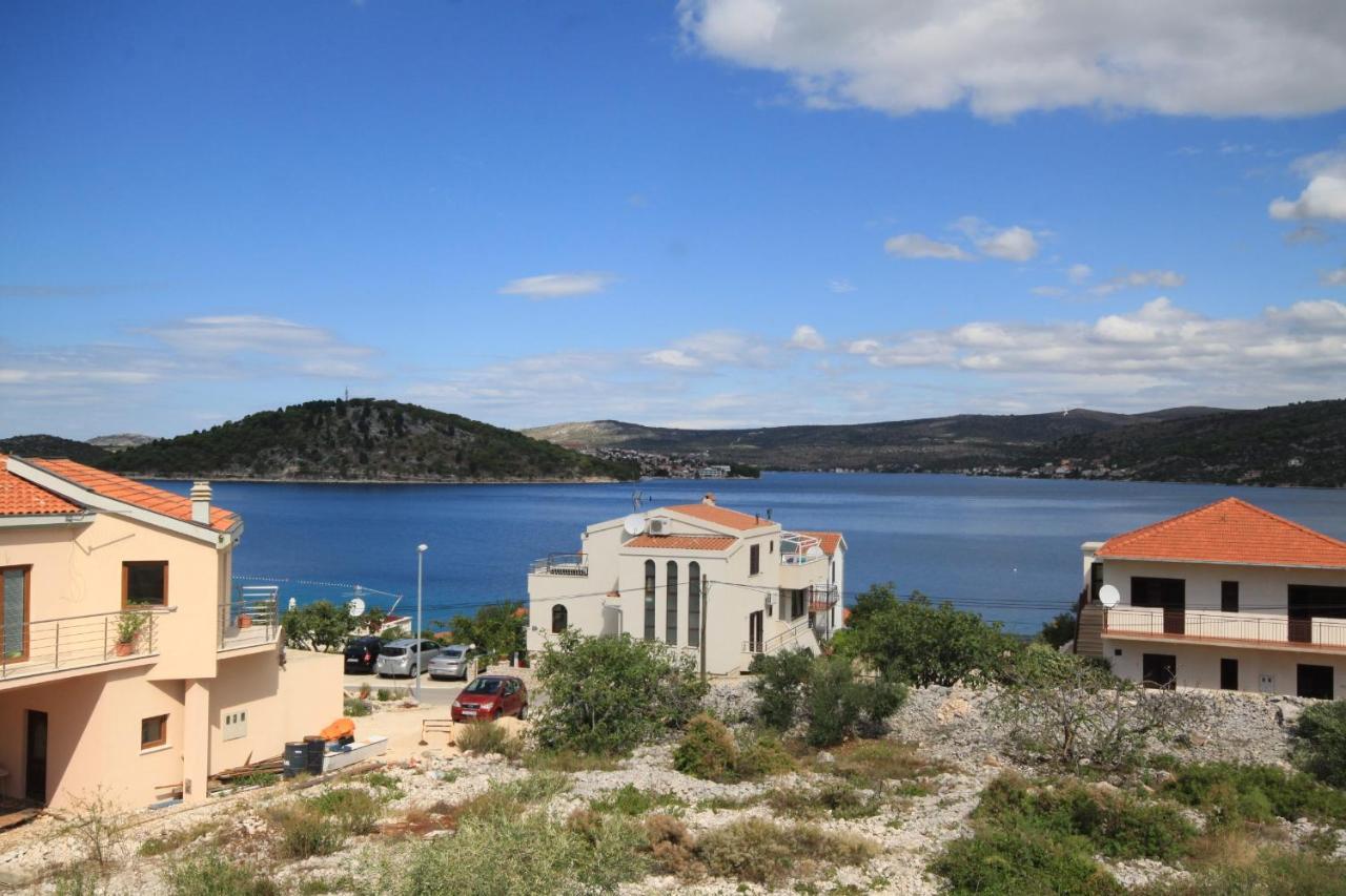 Apartments By The Sea Razanj, Rogoznica - 8361 Kültér fotó