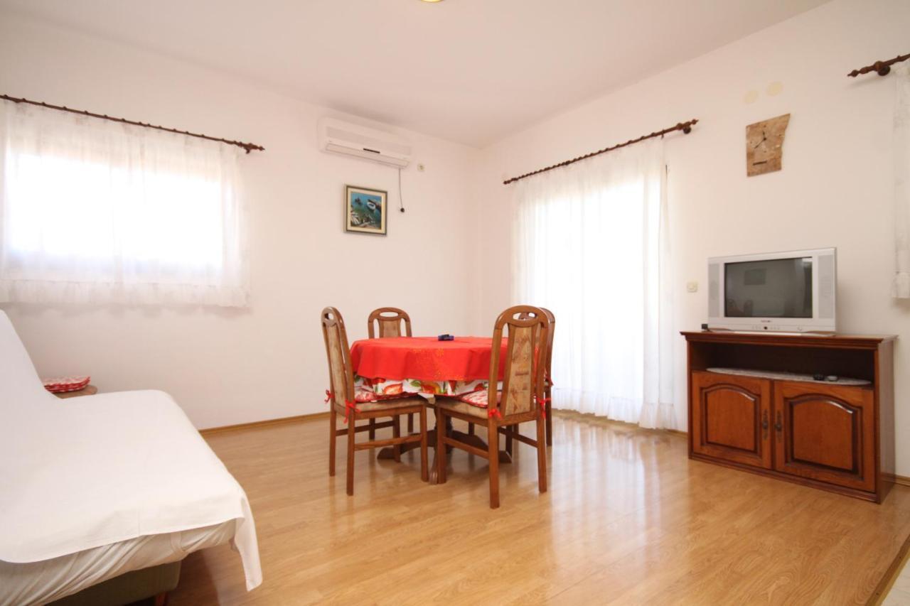 Apartments By The Sea Razanj, Rogoznica - 8361 Kültér fotó