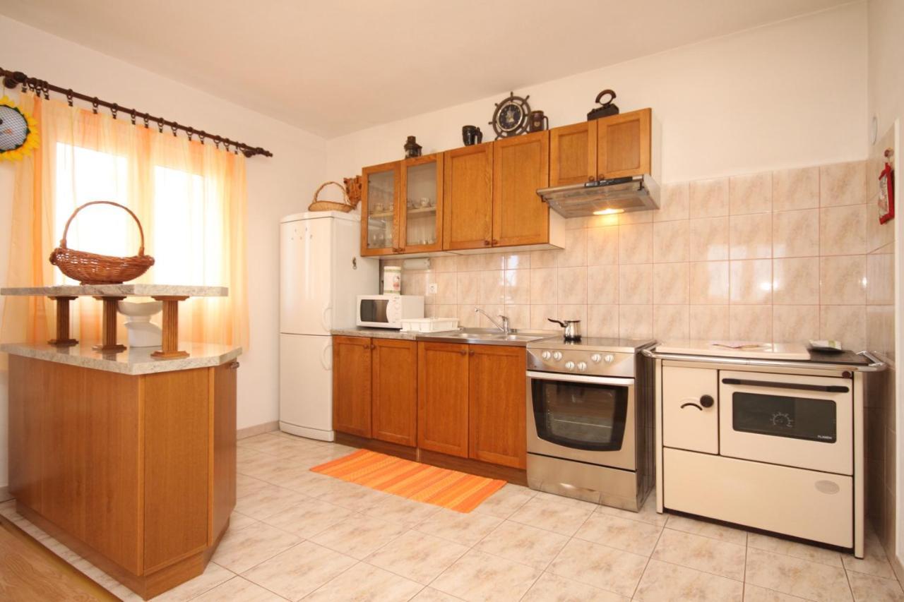 Apartments By The Sea Razanj, Rogoznica - 8361 Kültér fotó